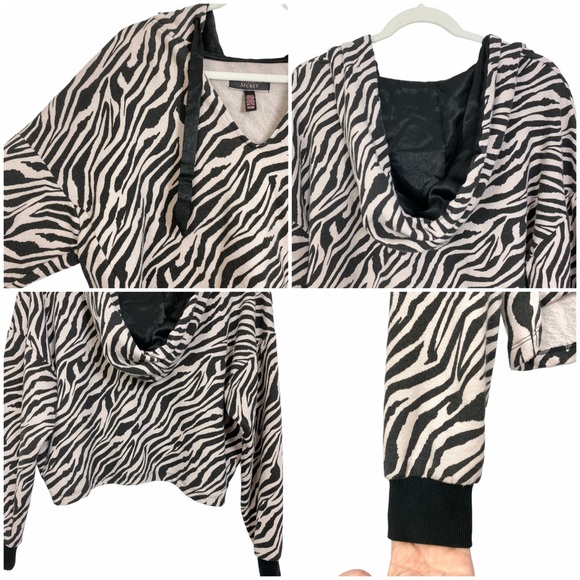 ♦️SOLD♦️Victoria’s Secret Zebra Fleece Jogger Set - Picture 7 of 16